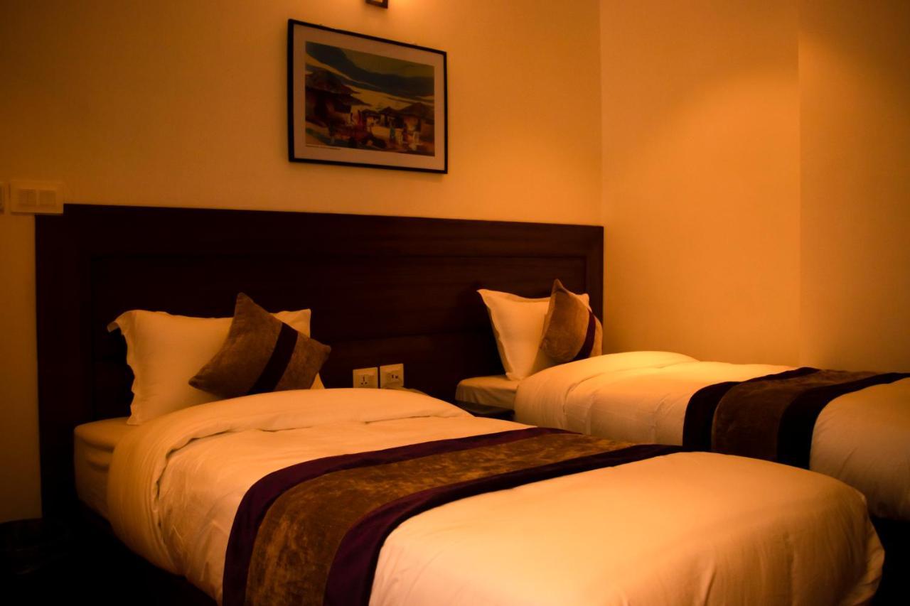 Hotel New Era กาฐมาณฑุ ภายนอก รูปภาพ